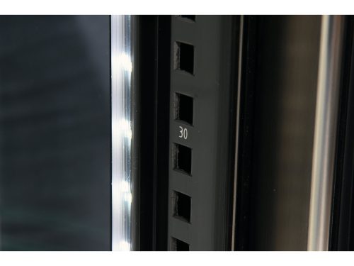 YATO YG-05094 Hűtött vitrin fekete-ezüst 100L 480x480x1030mm